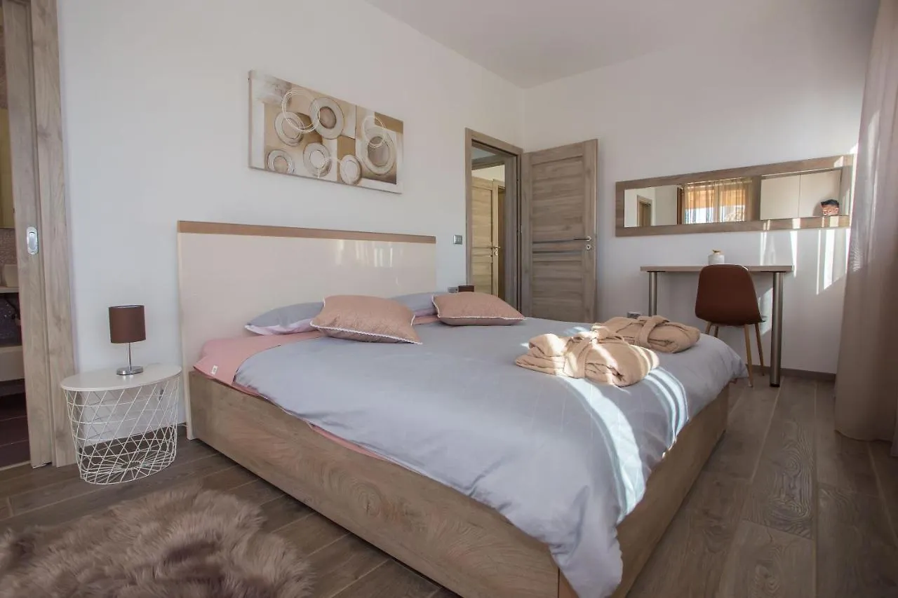 Villa Tiffany With Private Pool And Garden Porec