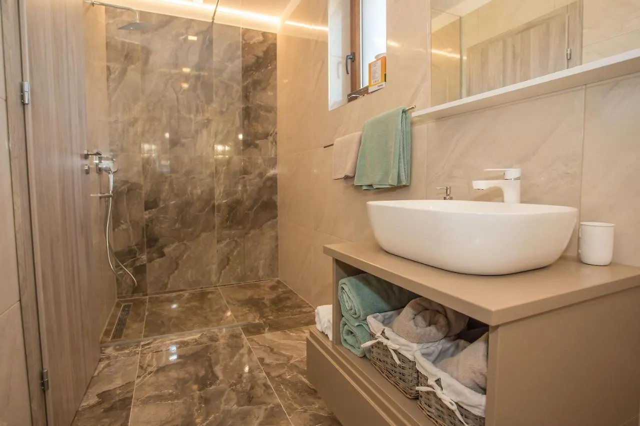 Villa Tiffany With Private Pool And Garden Porec