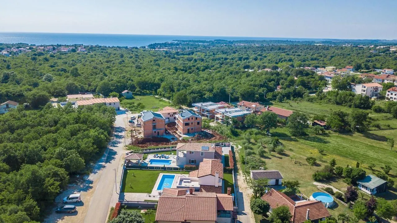 Villa Tiffany With Private Pool And Garden Porec Croatia