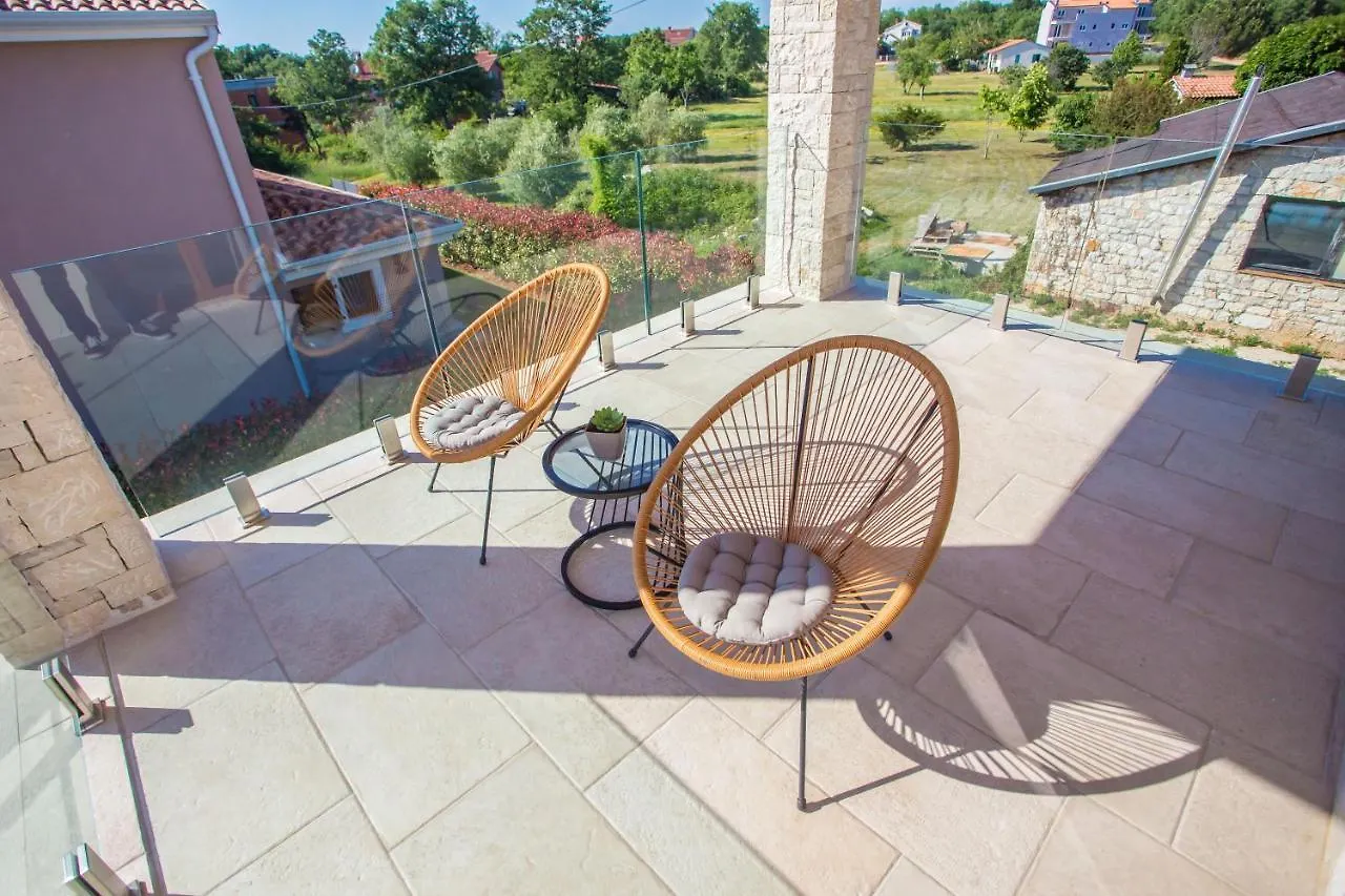 Villa Tiffany With Private Pool And Garden Porec Croatia